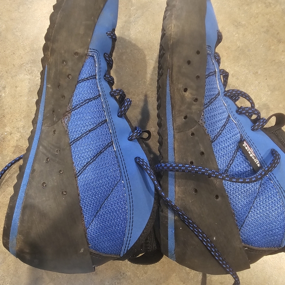 Patagonia Men's Athletic Kayak Shoes in Blue and Black - Picture 5 of 9